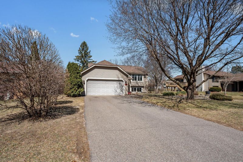 1409 Hickory Trl, White Bear Twp, MN 55110