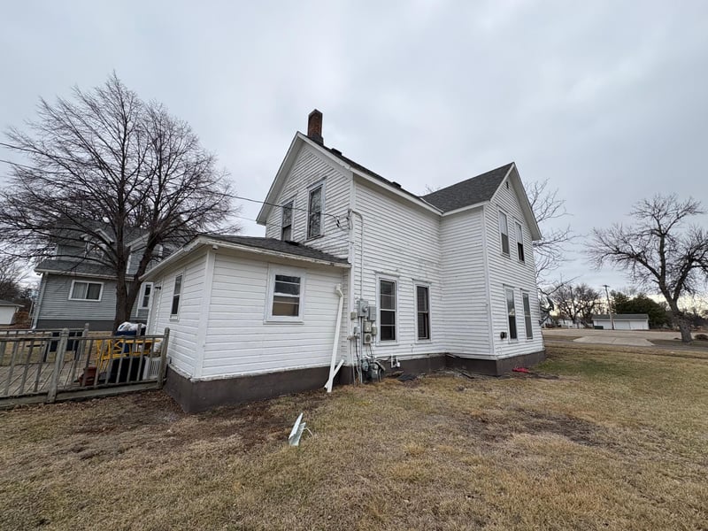403 15th St N, Benson, MN 56215