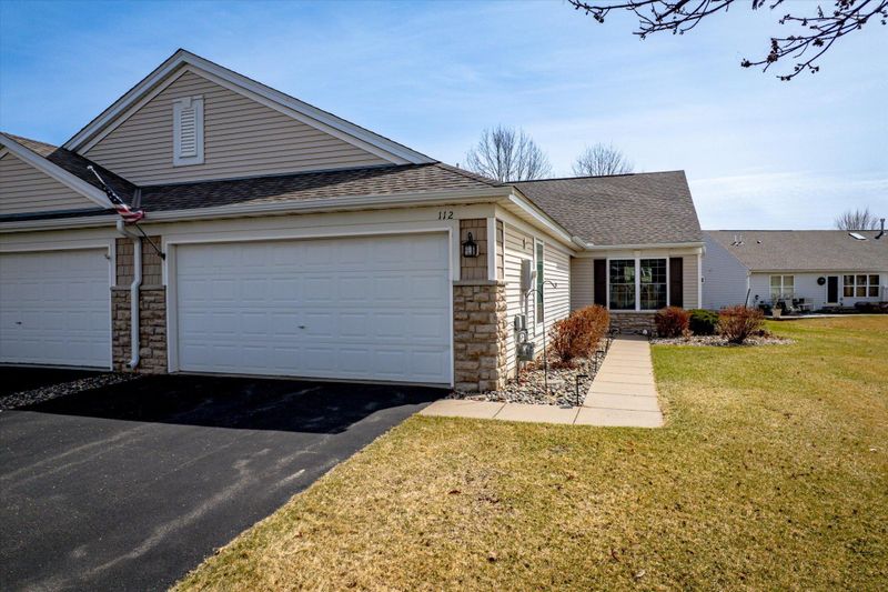 112 Sandpiper Cir, Hastings, MN 55033
