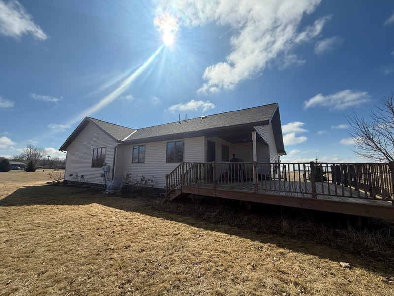 337 Horseshoe Dr, Pennock, MN 56279
