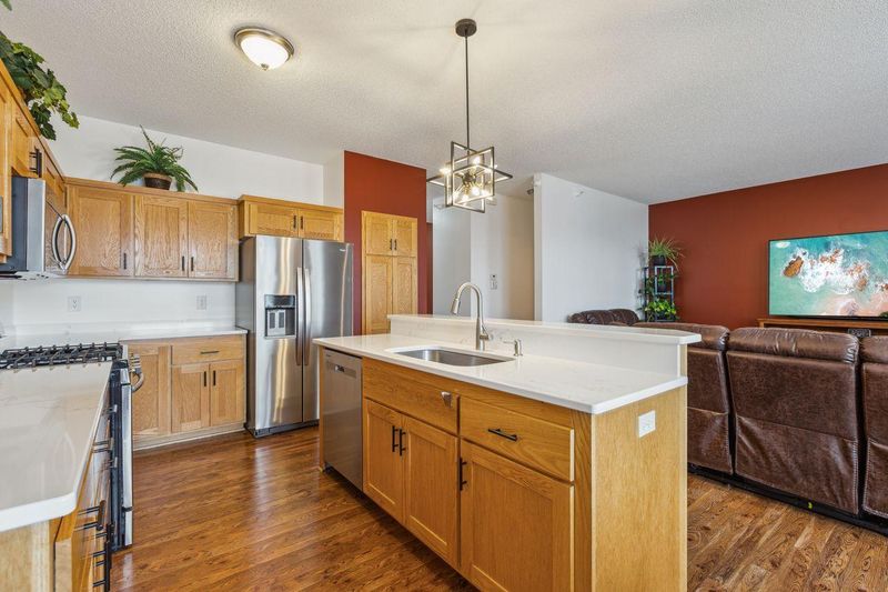 937 45th Ave NE, Saint Cloud, MN 56304