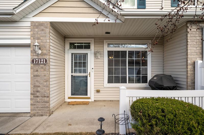 17121 Monroe Dr NW, Elk River, MN 55330