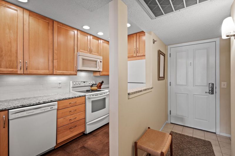 7500 Edinborough Way #3315, Edina, MN 55435