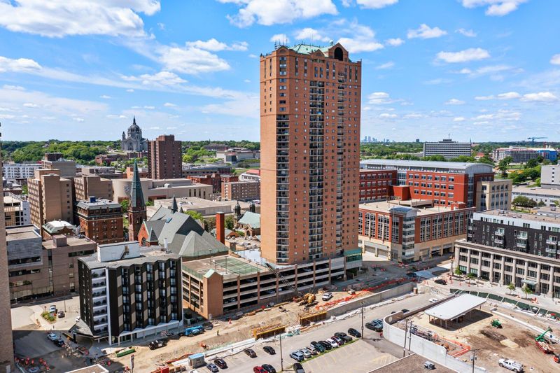 78 10th St E #1410, Saint Paul, MN 55101