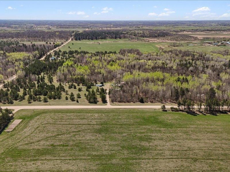 14805 300th St, Sebeka, MN 56477