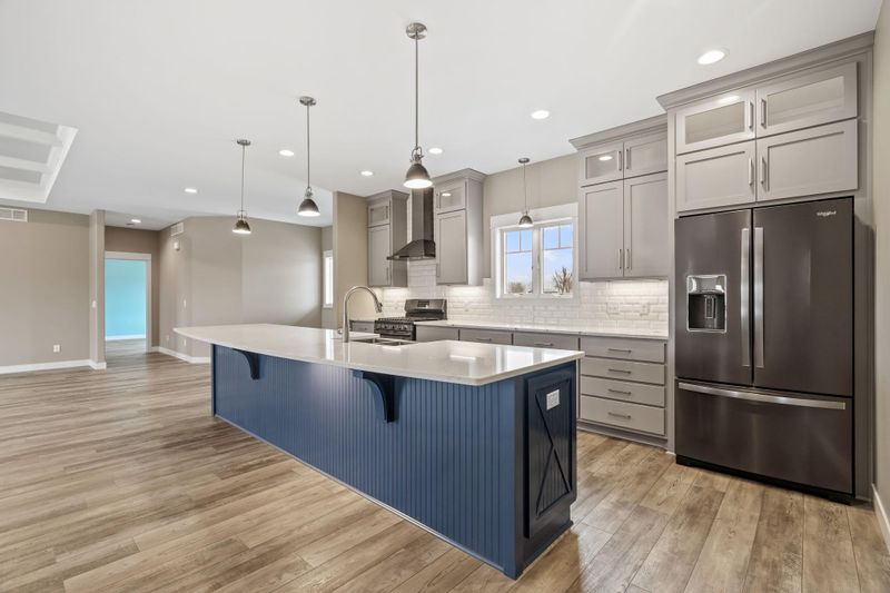 611 Garden St, Springfield, MN 56087