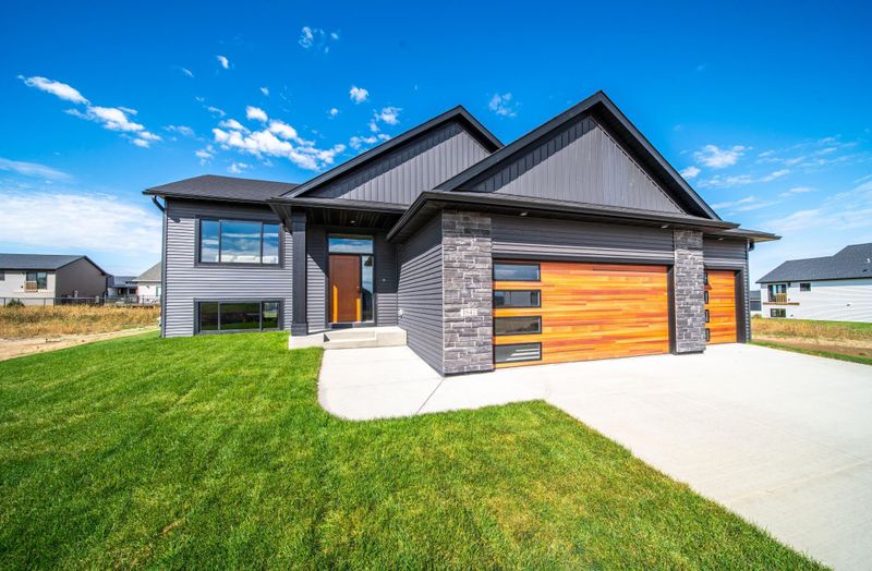1847 4th Street Ne, Byron, MN 55920