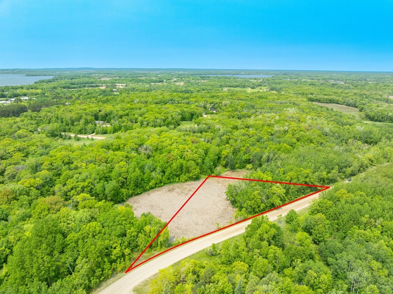 000 Miltona Carlos Rd NE, Carlos, MN 56319