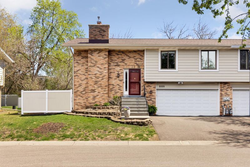 2225 Oregon Ct, Saint Louis Park, MN 55426