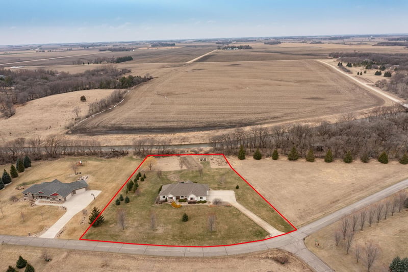 1109 36th St NW, Austin, MN 55912