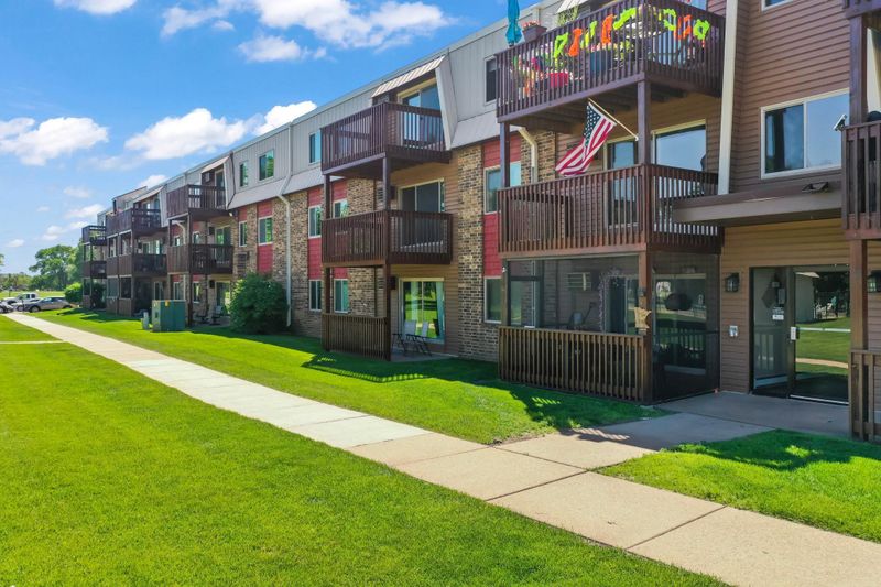 14630 Garrett Ave #612, Apple Valley, MN 55124