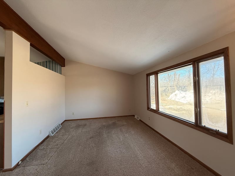 528 W Sorenson Ave, Appleton, MN 56208