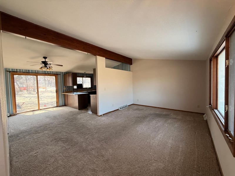 528 W Sorenson Ave, Appleton, MN 56208