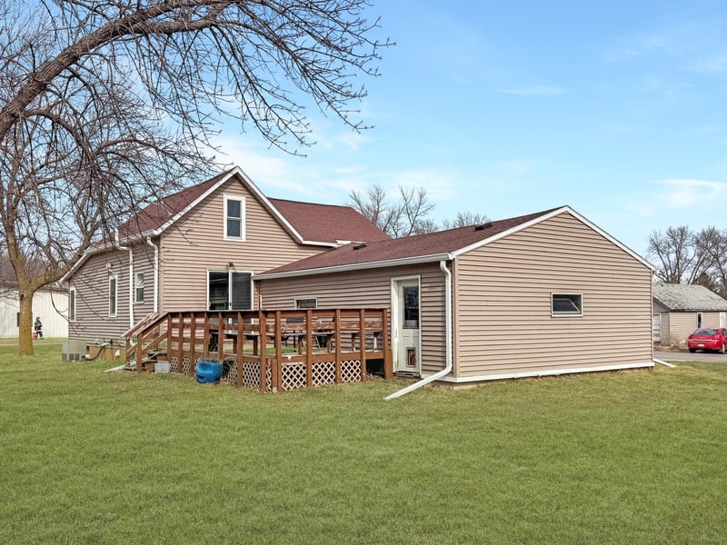 193 W Front St, Vesta, MN 56292