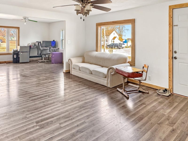 193 W Front St, Vesta, MN 56292