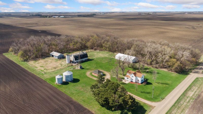 72467 510th St, Hector, MN 55342
