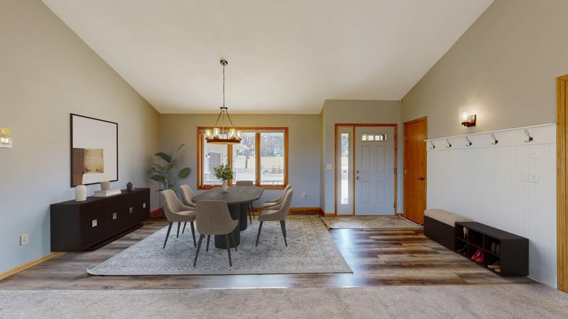 207 Skyline Hts, Wabasha, MN 55981