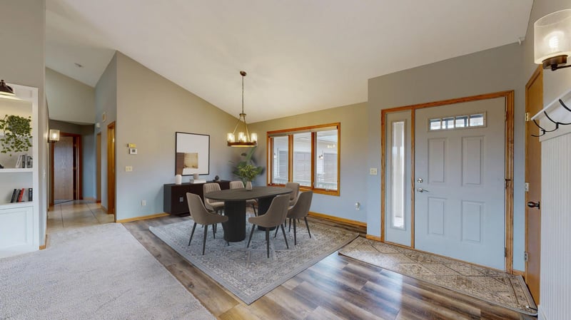 207 Skyline Hts, Wabasha, MN 55981