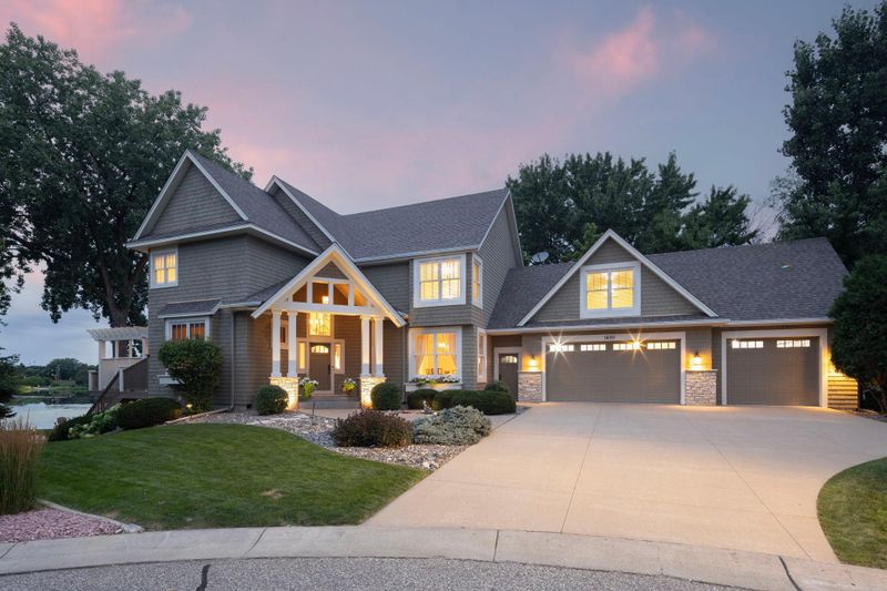 1495 Kingsview Ln N, Plymouth, MN 55447