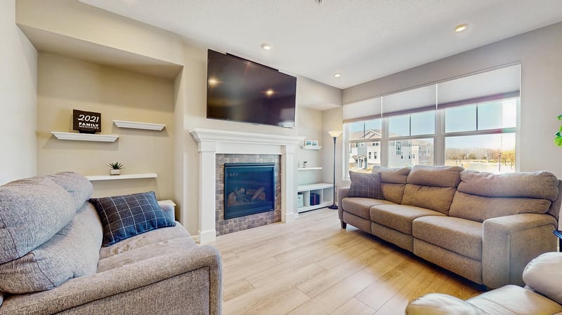 6996 Huckleberry Dr, Excelsior, MN 55331
