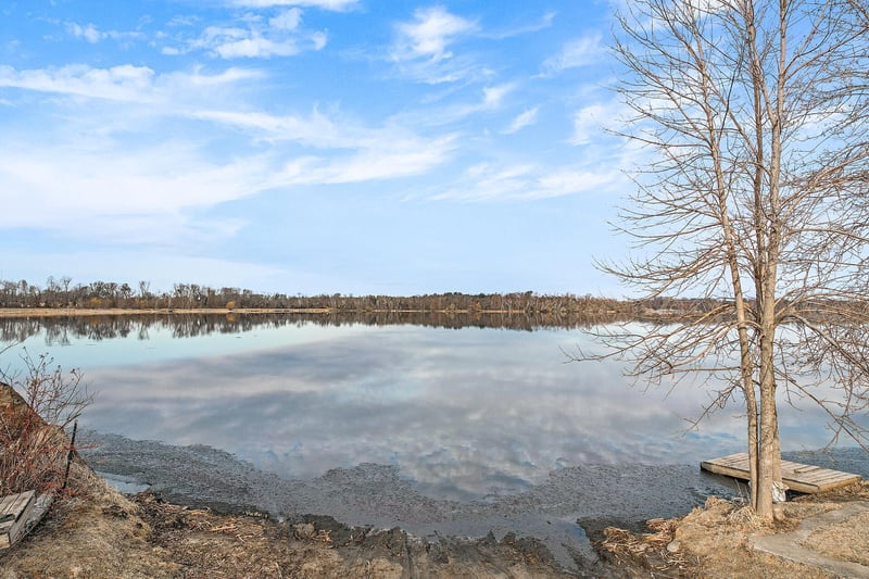 2284 293rd 1/2 Ave NW, Isanti, MN 55040