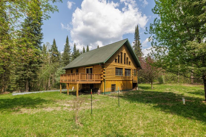 21339 Finch Dr, Park Rapids, MN 56470