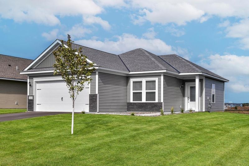 5334 Fall Cir, North Branch, MN 55056