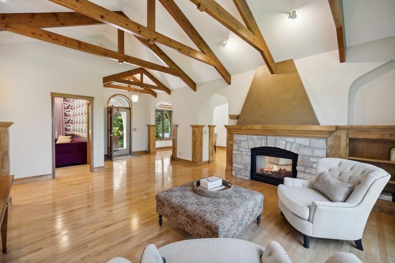 3565 Crestmoor Dr, Woodbury, MN 55125