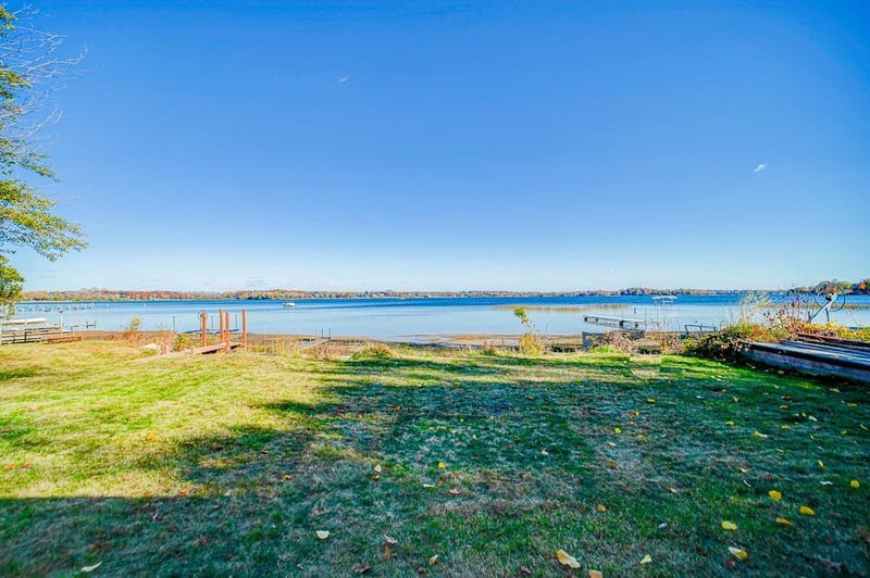 4927 Lake Ave, White Bear Lake, MN 55110