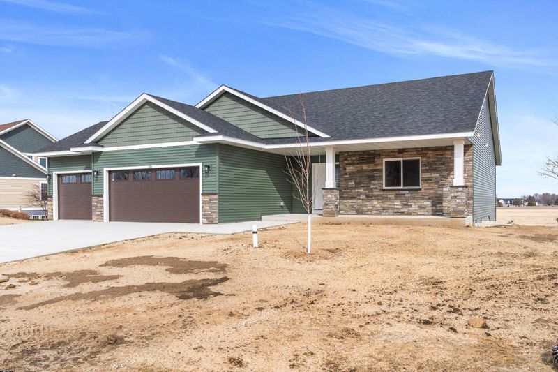 136 Mercy Dr, Faribault, MN 55021