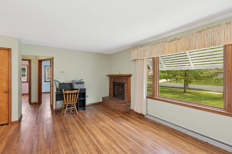 611 7th St E, Northfield, MN 55057
