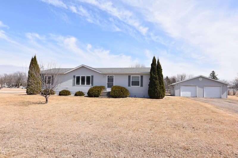 601 Governor Dr, Oklee, MN 56742