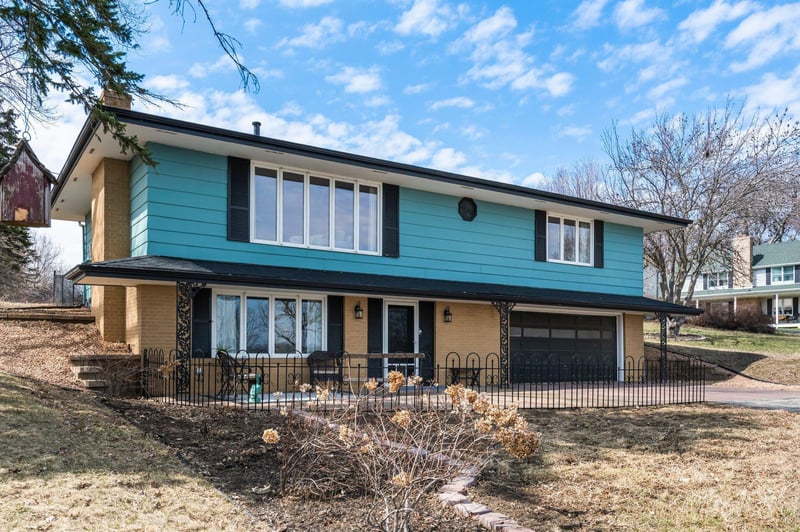 5383 County Road 6 SW, Howard Lake, MN 55349