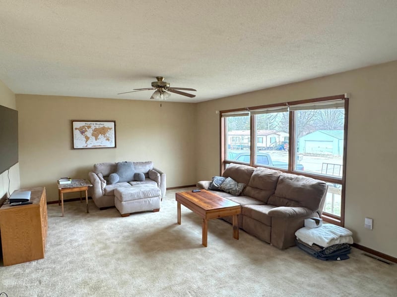 214 Fillmore St E, Wykoff, MN 55990