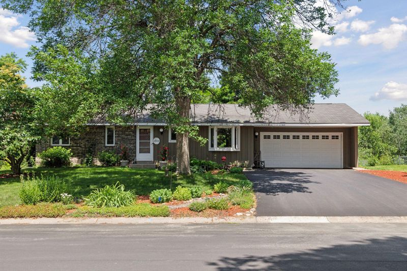 1794 Karis Way, Eagan, MN 55122