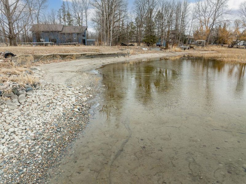 23060 Lampi Rd, Cohasset, MN 55721