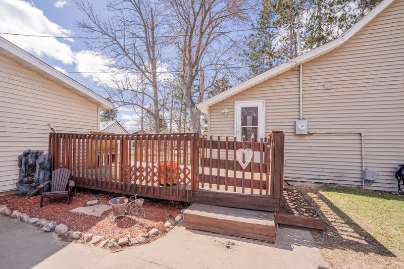 419 E Brown St, Augusta, WI 54722