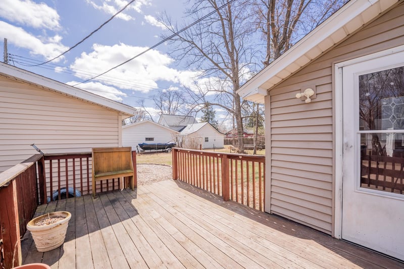 419 E Brown St, Augusta, WI 54722