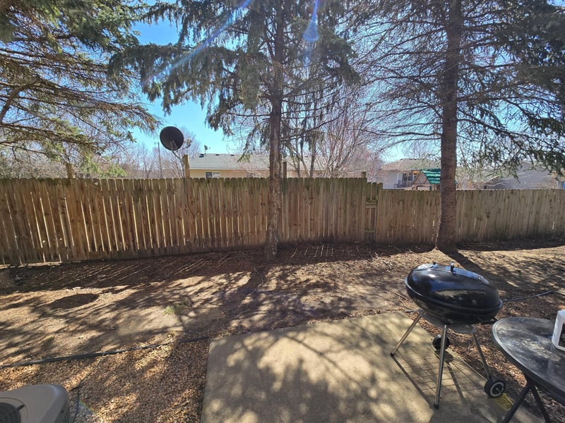 915 7th St #11, Jordan, MN 55352