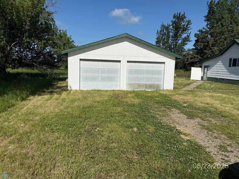 2339 365th St, Gary, MN 56545