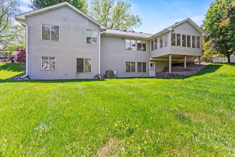 1006 Northwood Dr, Delano, MN 55328