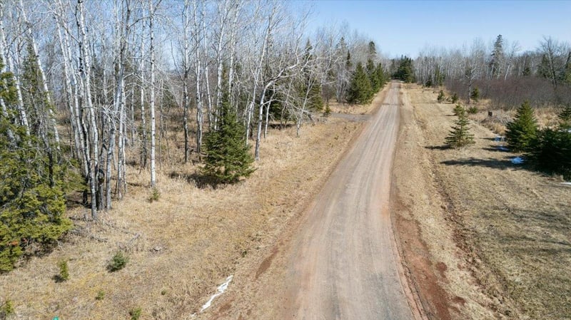 10421 E Devries Rd, Poplar, WI 54864