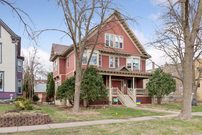 545 Ashland Ave #4, Saint Paul, MN 55102