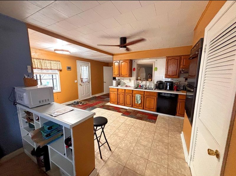 923 Geiger St, Osceola, WI 54020
