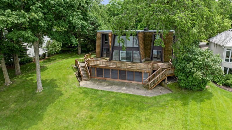 3150 Northview Rd, Minnetonka Beach, MN 55391