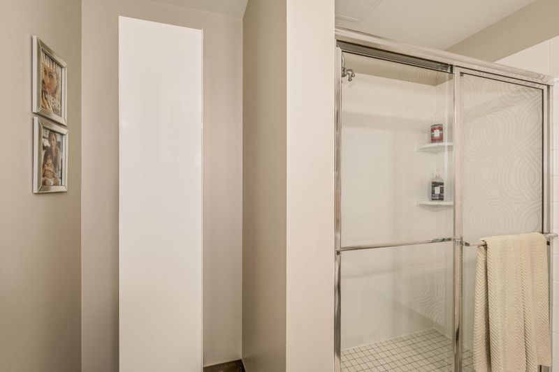 730 N 4th St #306, Minneapolis, MN 55401