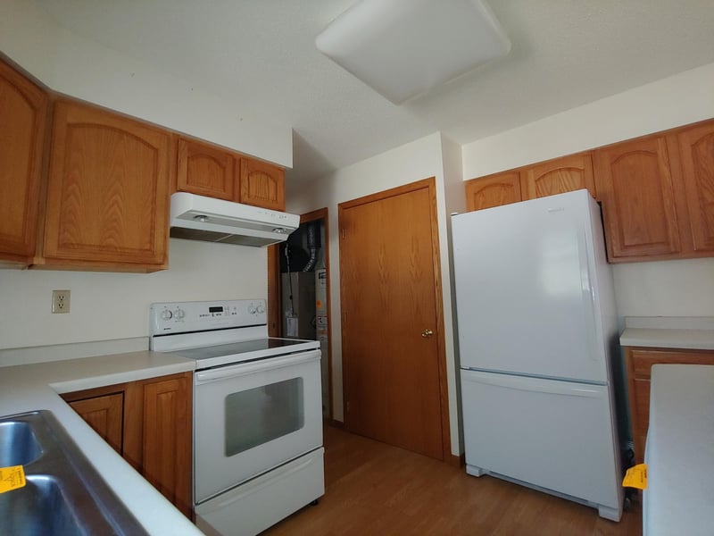 1024 N 7th St, Warren, MN 56762