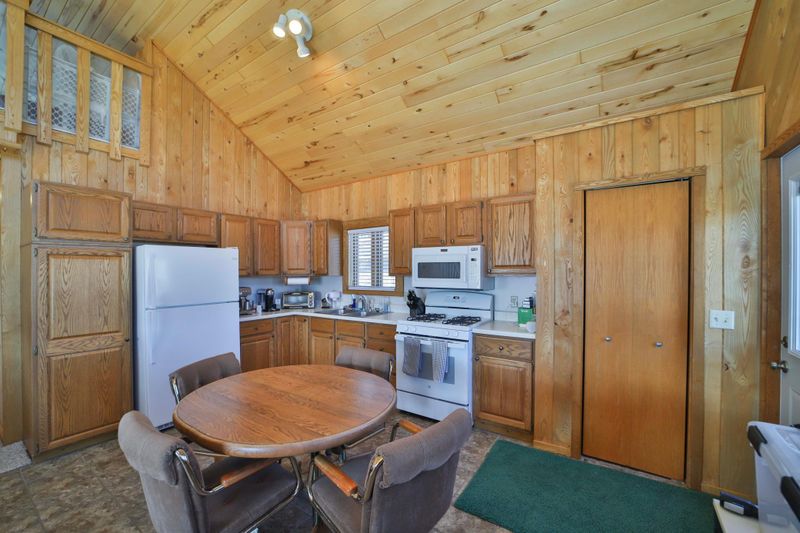 50789 Long Point Pl, Mcgregor, MN 55760