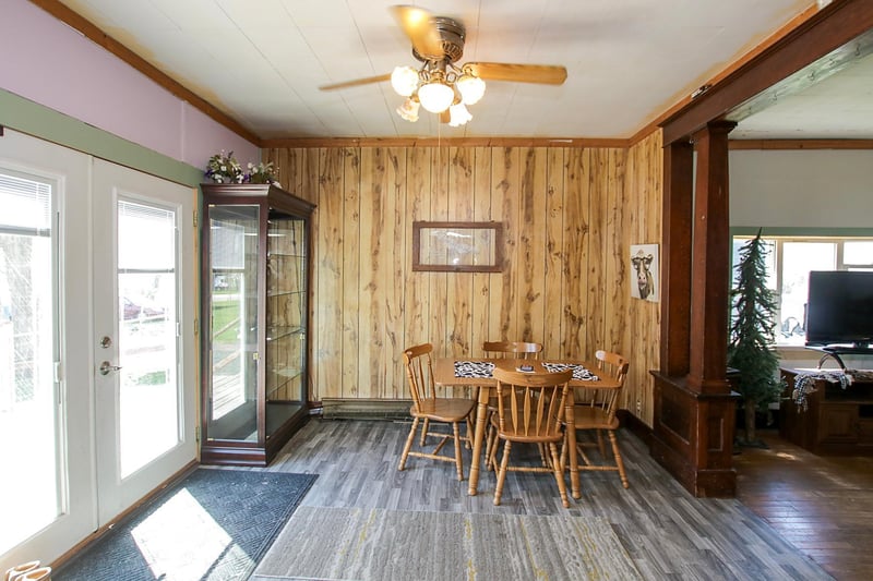 131 2nd St NE, Buffalo Lake, MN 55314