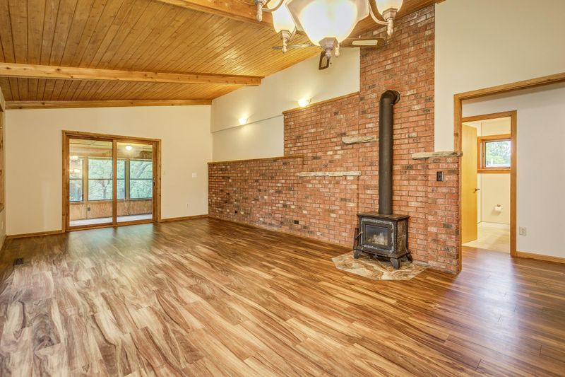 3723 New Brighton Rd, Arden Hills, MN 55112